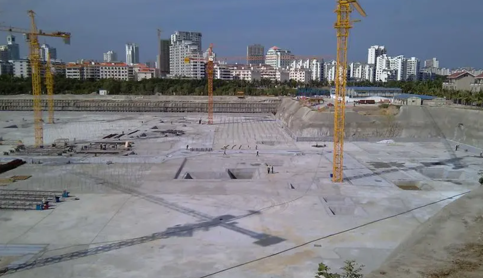 浅析深基坑监测系统的内容和方法